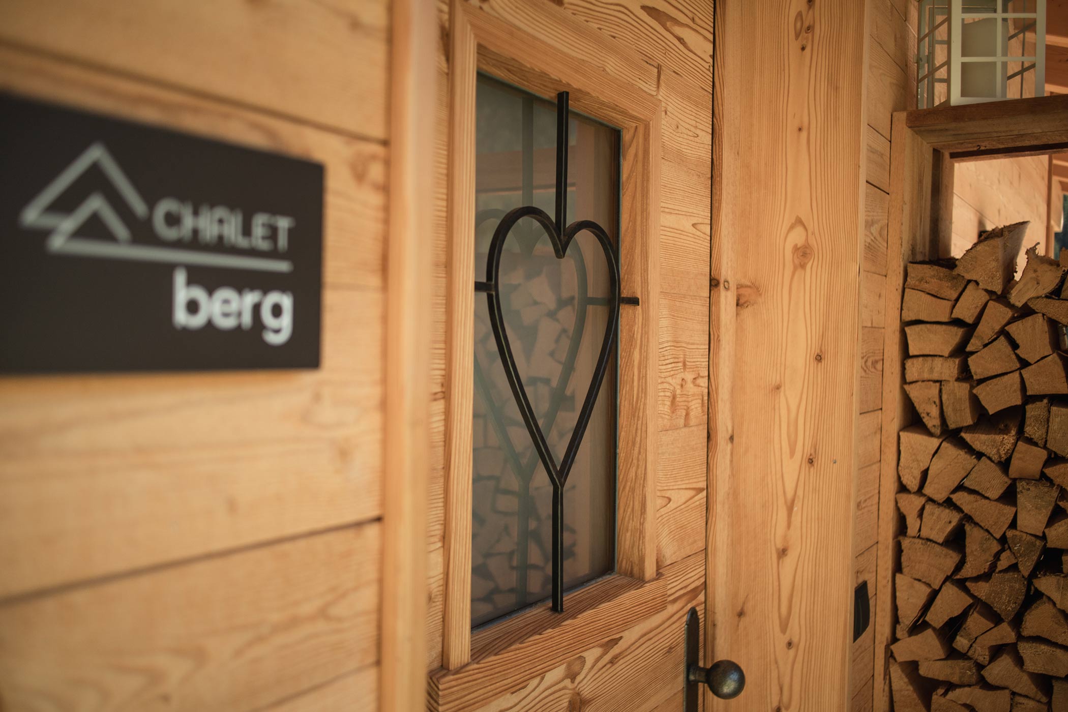 Chalet Berg ingresso con cuore