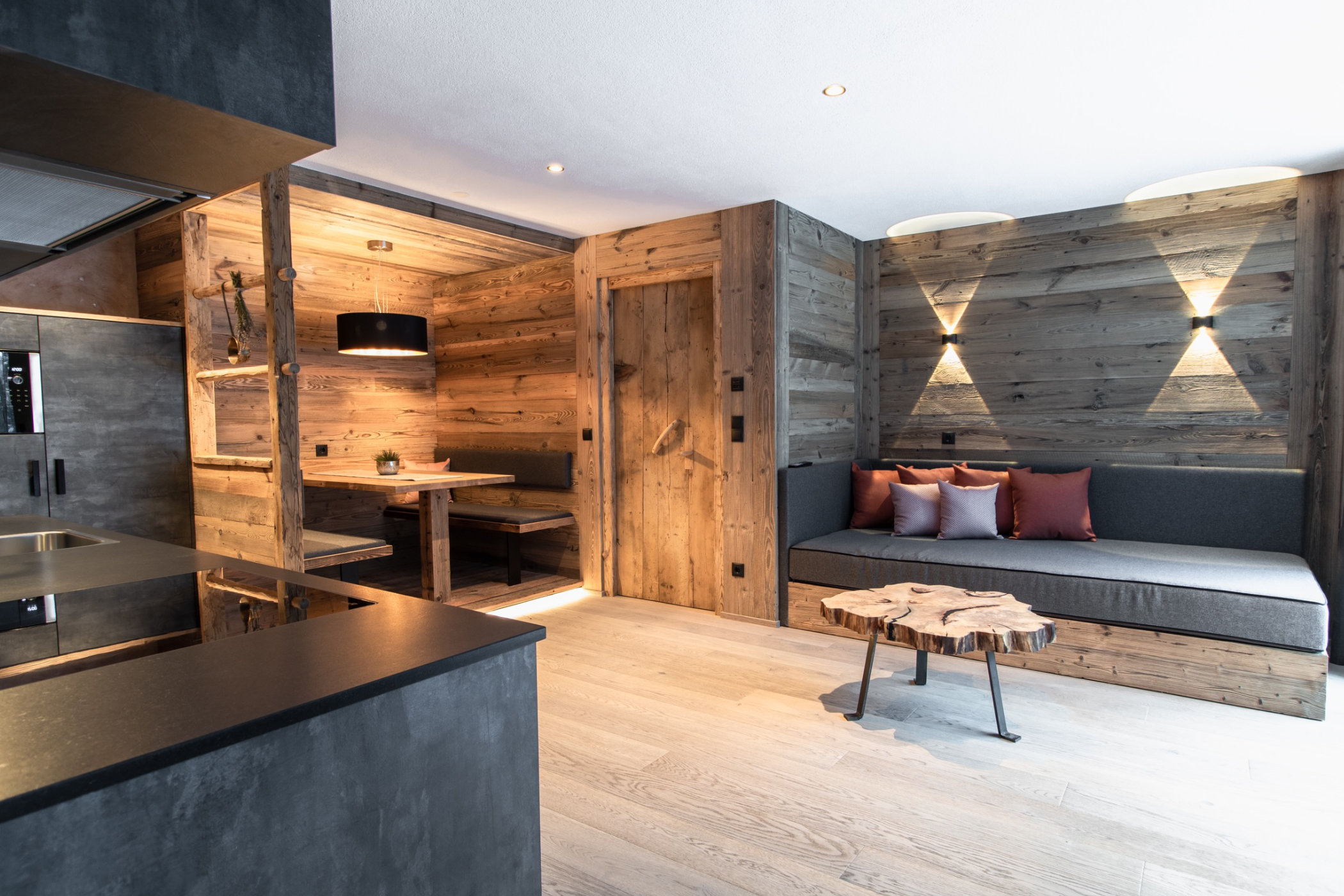 Chalet Suite Wasser cucina con soggiorno